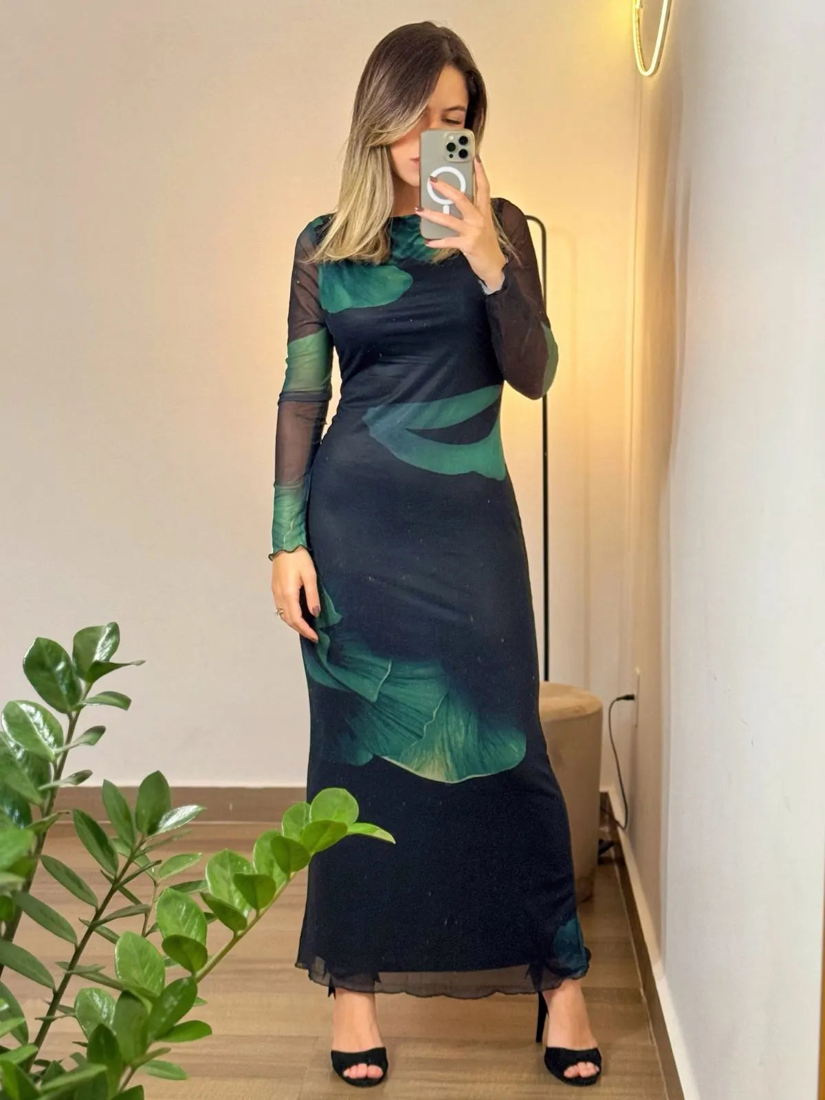 Vestido Midi Floral Mystique